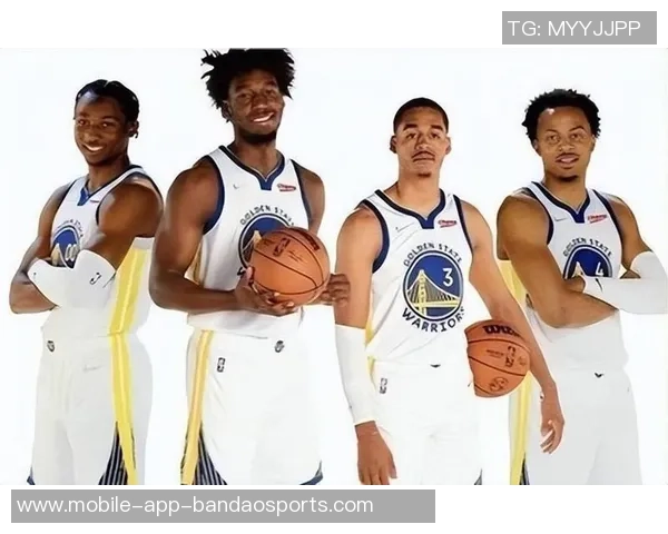 怀斯曼表现稳定2投2中贡献5分4板2助1帽失误略显偏多